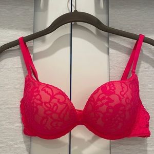Victorias Secret Bra! 36A. SEXY LITTLE THINGS. Perfect condition!